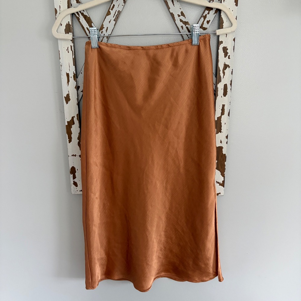 Ro & De‎ Anthropologie Women Midi Skirt Satin Size Small Rust Color Side Slit